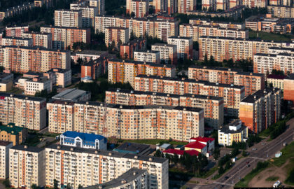 МАЛЕНЬКИЙ СЛАВНЫЙ ГОРОДОК